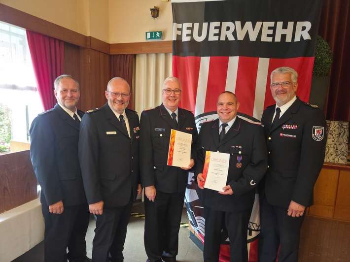 FW-ROW: Feuerwehr im Landkreis: "Stark durch Zusammenhalt"