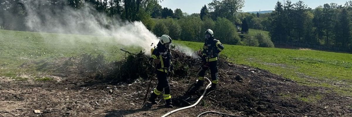 FW-EN: Rauch zieht über Hobeuken