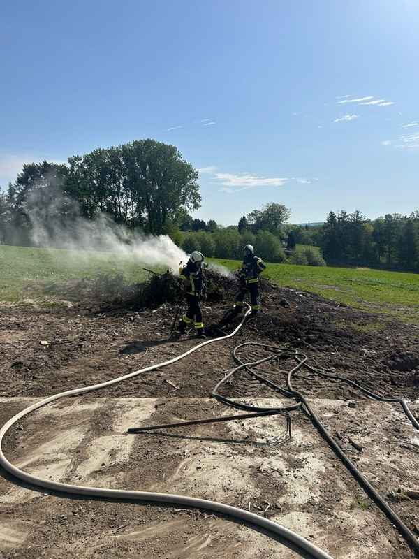 FW-EN: Rauch zieht über Hobeuken