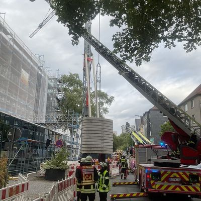 FW-DO: Rauchentwicklung nach Dacharbeiten in der Landgrafenstraße