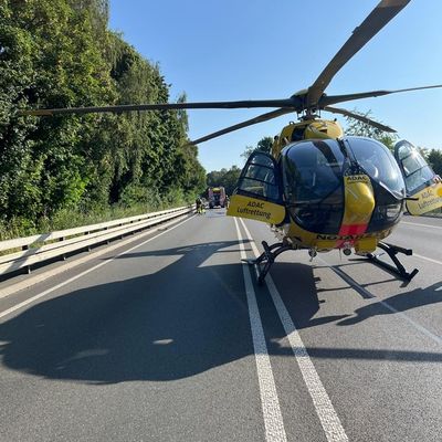 FW Paderborn: Verkehrsunfall auf der B1n fordert zwischen den Ausfahrten Diebesweg und Schützenstraße ein Todesopfer