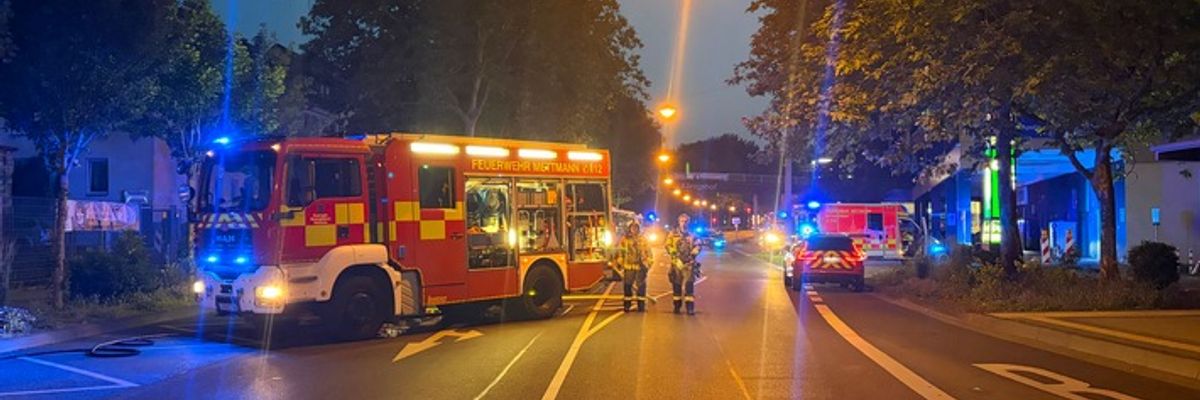 FW Mettmann: Bus brannte in Mettmann-Mitte