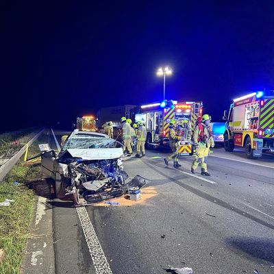 FW Ratingen: Schwerer Verkehrsunfall auf der BAB 3 mit fünf verletzten Personen