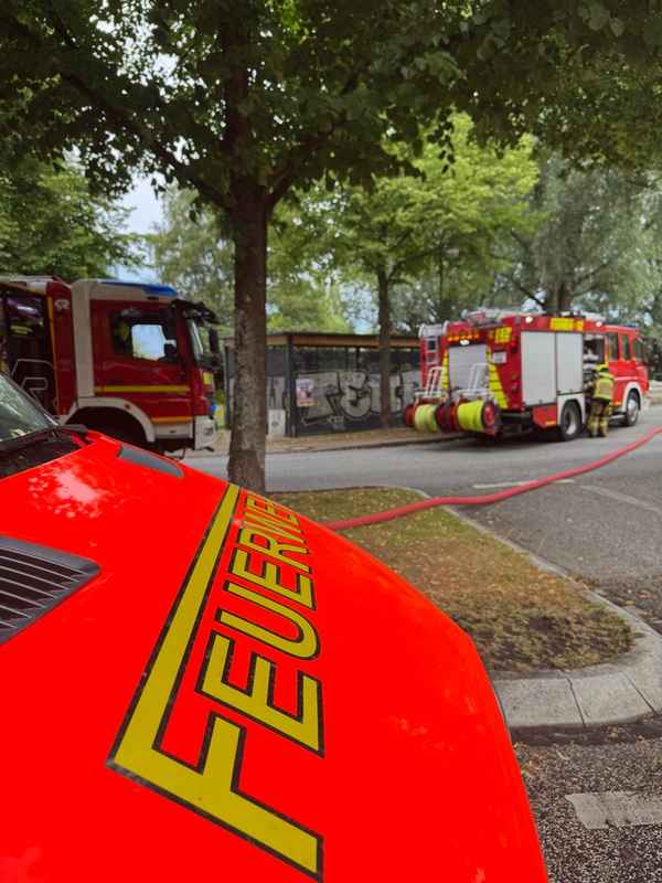 FW-PI: Brand in Tiefgarage am Wedeler Bahnhof - Großalarm am Samstagvormittag