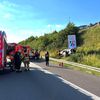 FW VG Asbach: Verkehrsunfall auf der A3 - 4 Erwachsene und 1 Kind bei Alleinunfall betroffen