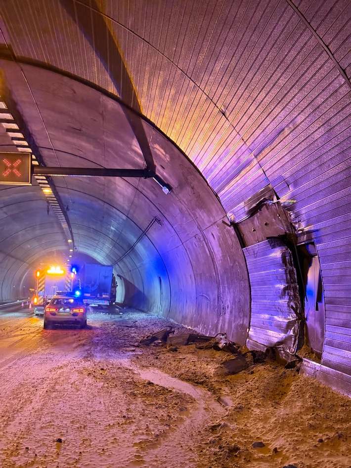 FW Dresden: Informationen zum Einsatzgeschehen von Feuerwehr und Rettungsdienst in der Landeshauptstadt Dresden vom 9. Januar 2026