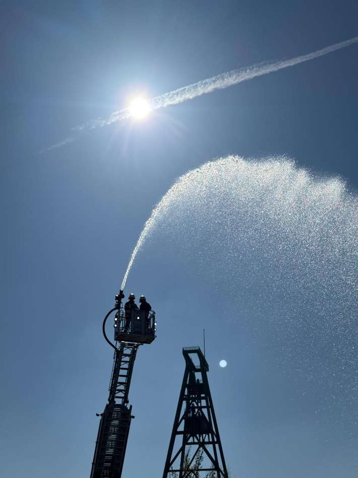FW Dinslaken: Neue Maschinisten für die Feuerwehren im Kreis Wesel