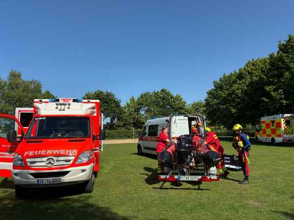 FW-PI: Barmstedt: Vermisster Schwimmer löst Sucheinsatz mit über 90 Einsatzkräften aus