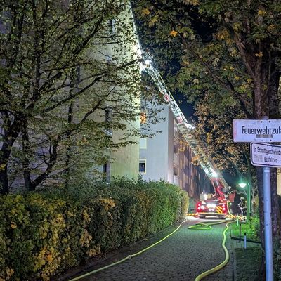 FW-M: Zimmerbrand mit Menschenrettung (Fürstenried)