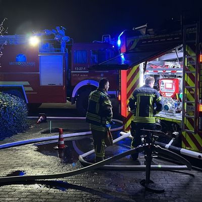 FW-OLL: Unterstützungseinsatz im Landkreis Cloppenburg - Großtanklöschfahrzeuge aus Ahlhorn und Altmoorhausen im nächtlichen Pendelverkehr eingebunden