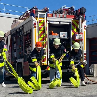 FW-M: Girlsday bei der Feuerwehr München (Stadtgebiet)