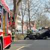 FW Celle: Verkehrsunfall - Pkw auf Dach