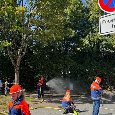 FW-AR: Erfolgreicher Tag der offenen Tür beim Löschzug Oeventrop