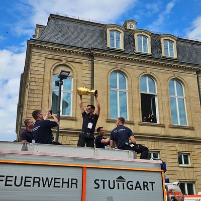 FW Stuttgart: Feuerwehr Stuttgart aufgrund mehrere Großveranstaltungen im Einsatz