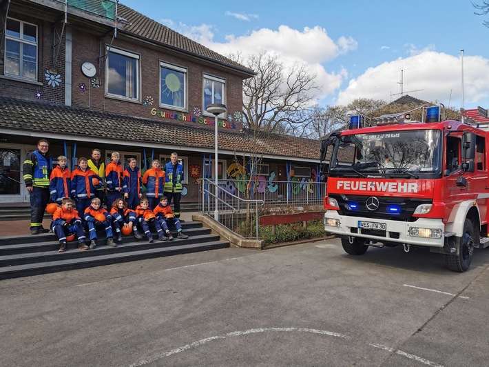 FW-Schermbeck: 12h-Dienst der Jugendfeuerwehr Schermbeck