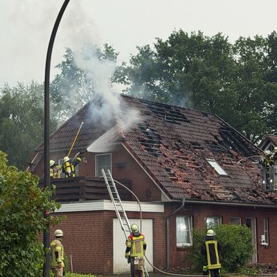 FW-ROW: Dachstuhlbrand in Bevern