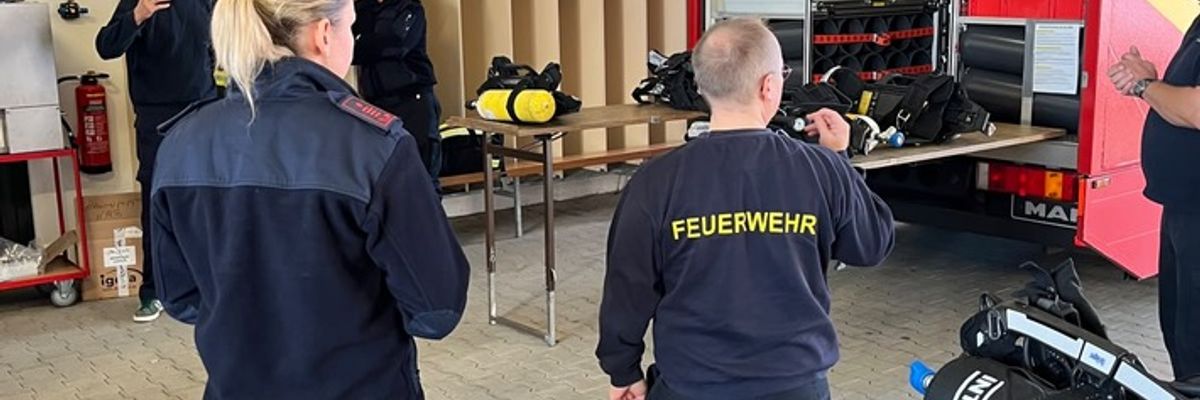 FW-OLL: Mehr Sicherheit unter Atemschutz: Neue Fortbildung im Landkreis Oldenburg