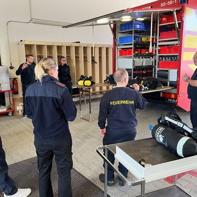 FW-OLL: Mehr Sicherheit unter Atemschutz: Neue Fortbildung im Landkreis Oldenburg