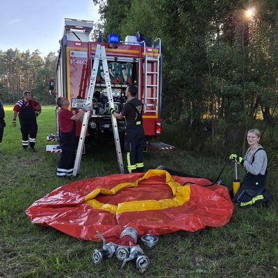 FW Lüchow-Dannenberg: +++ Angenommene Waldbrandsituation in Lüchow-Dannenberg +++ Kaltstart für die Kreisfeuerwehrbereitschaft +++