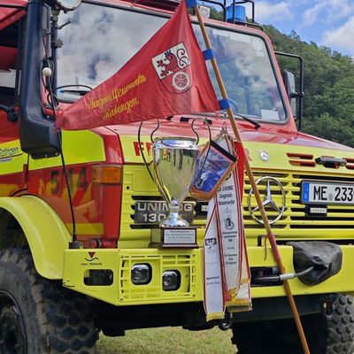FW Ratingen: Jugendfeuerwehr trotzt Regen beim Kreiszeltlager