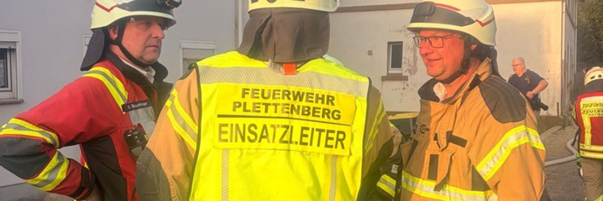 FW-PL: Ortsteil Kückelheim - Wohnung brennt aus