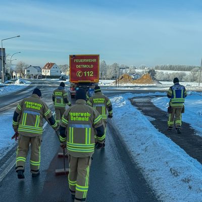 FW-DT: Ölspur in der Innenstadt