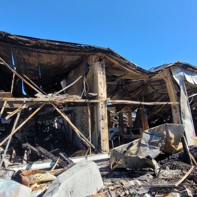 FW-OE: Vollbrand eines Handwerksbetriebs in Lennestadt-Altenhundem