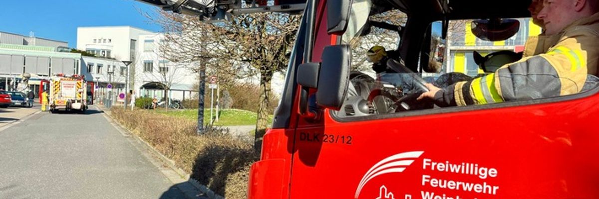 FW Weinheim: Türöffnung und Brandmeldeanlage beschäftigen die Feuerwehr