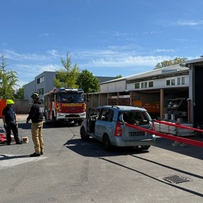 Feuerwehr MTK: 14 Einsätze, Großbrand-Unterstützung und intensive Ausbildung: Anspruchsvolle Tage für die Hattersheimer Feuerwehren