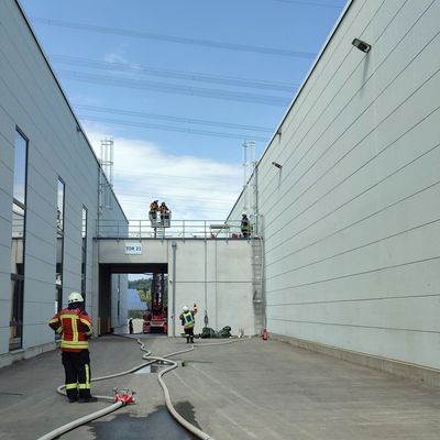 FW Stockach: Brand am Gebäude