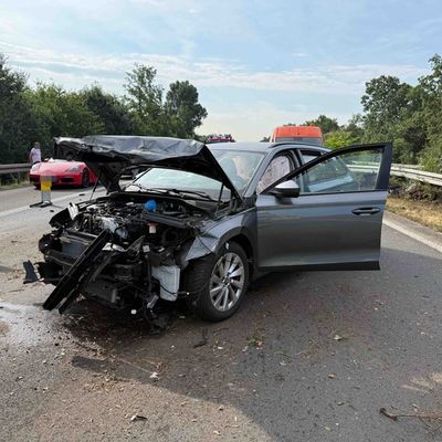 FW Hünxe: Gemeldeter Zimmerbrand und Verkehrsunfall auf der BAB 3