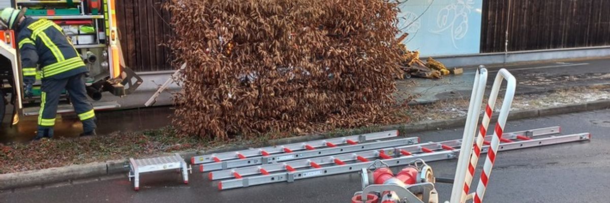 FW-BN: Mehrere Brände und Brandmeldungen im Stadtgebiet Bonn fordern Feuerwehr und Rettungsdienst