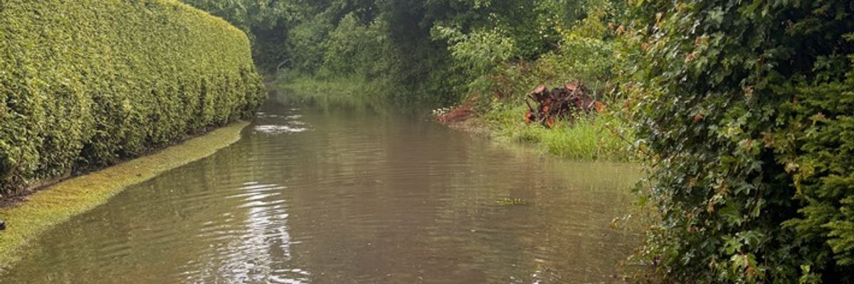 FW-DT: Kleinere Einsätze nach kurzem Starkregen