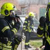 FW Flotwedel: Großangelegte Alarmübung in Wienhausen - Fahrzeugbrand weitet sich zu Werkstattbrand aus