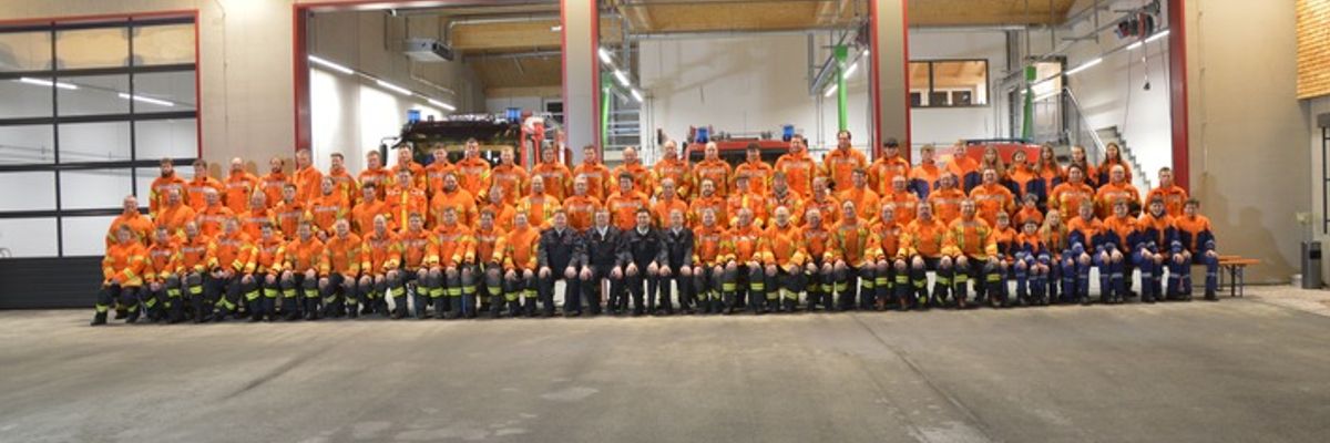 LRA-Ravensburg: Das neue gemeinsame Feuerwehrgerätehaus für den Wangener Löschzug-Nord ist mit dem Einzug der Abteilungen Karsee und Leupolz, nun offiziell in Betrieb genommen worden.