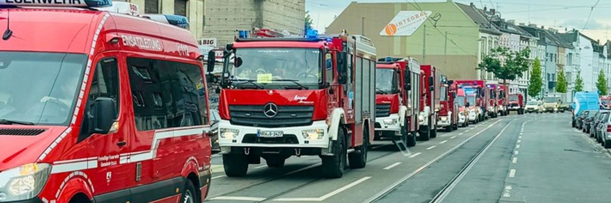 FW Hünxe: Überörtliche Hilfeleistung im Stadtgebiet Krefeld