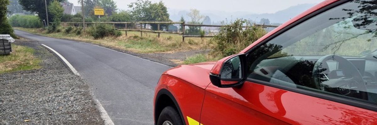 FW VG Asbach: Mehrere Feuerwehreinsätze aufgrund von Brandgeruch und Rauchniederschlag