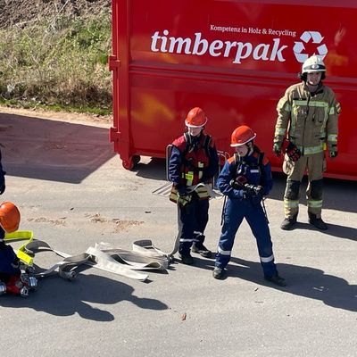 FW Lehrte: Erfolgreicher Ausbildungsnachmittag der Stadtjugendfeuerwehr Lehrte