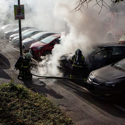 FW-MK: PKW-Brand am Steinhügel