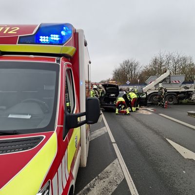 FW Bocholt: Verkehrsunfall auf der L602