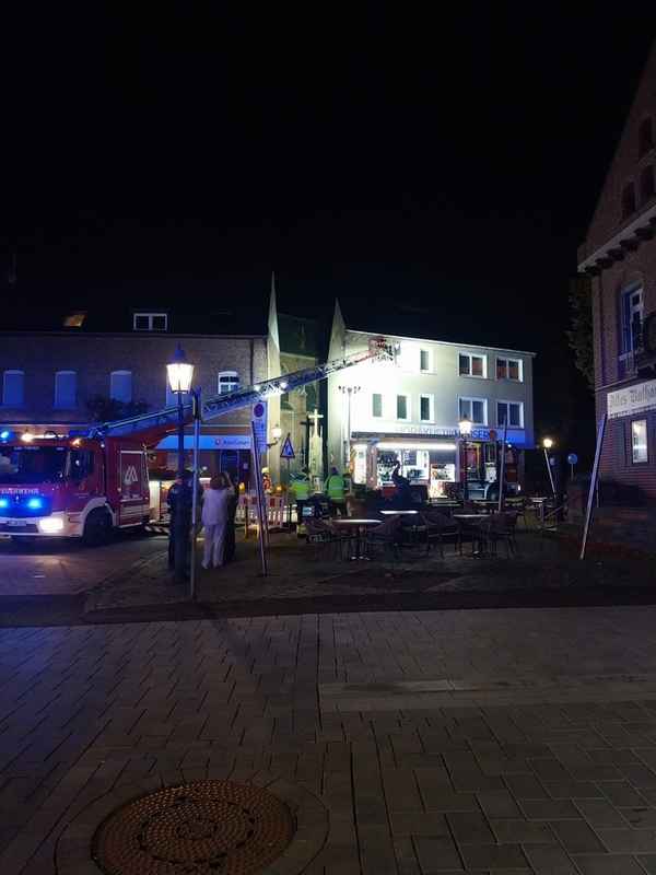 FW Gangelt: Frau nach Brand aus Wohnung gerettet