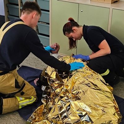 FW Xanten: Großer Prüfungstag der Grundlehrgänge der Feuerwehren Xanten, Sonsbeck und Alpen