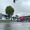 FW-NE: Verkehrsunfall zwischen LKW und Straßenbahn auf der Düsseldorfer Straße | Zwei Personen verletzt