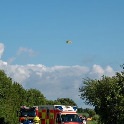 FW-RD: Realitätsnahe Großübung fordert Feuerwehr und Rettungsdienst in Tappendorf