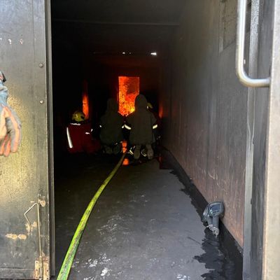 FW-PL: Feuerwehr Plettenberg trainiert realitätsnahe Brandbekämpfung