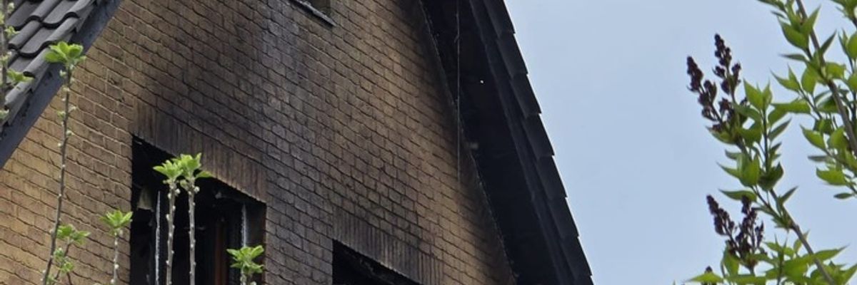 FW-EN: Gebäudebrand in der Wiesenstraße