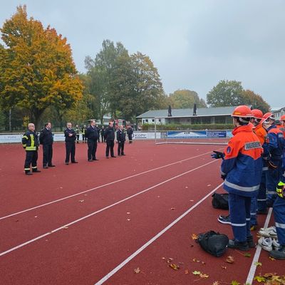 FW-AR: Jugendfeuerwehrmitglieder überzeugen bei Jugendflamme 2