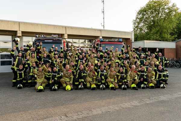 FW Kranenburg: Kranenburger und Genneper Feuerwehr feiern 50 Jahre grenzüberschreitende Zusammenarbeit
