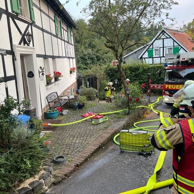 FW-HAAN: Brand im Dachgeschoss eines Fachwerkhauses