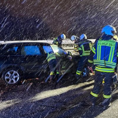 FW-EN: Feuerwehr rückt am Samstag zweimal aus